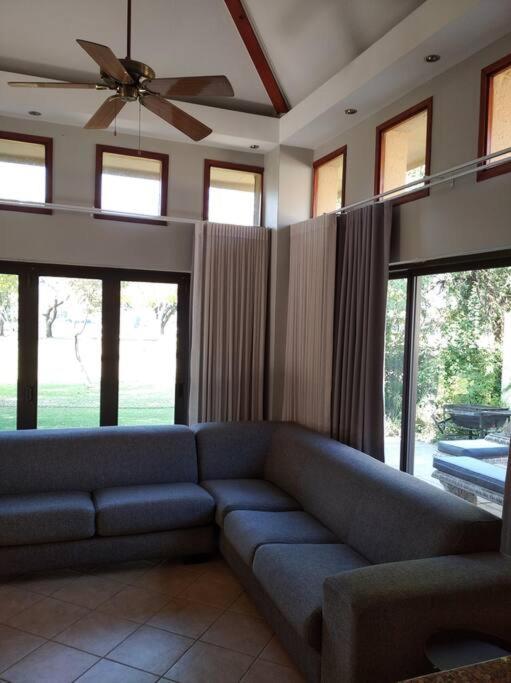 Pecanwood Estate Cosy 3 Bedroom Villa With Pool Hartbeespoort Eksteriør billede