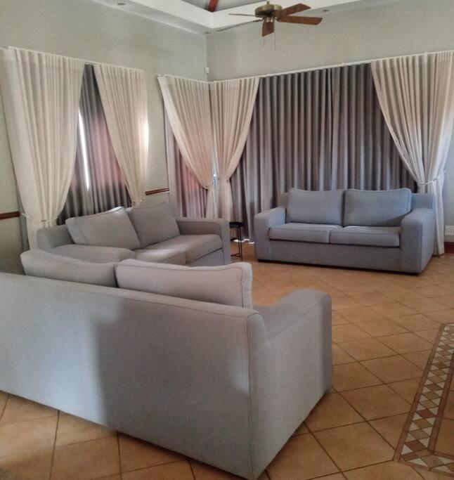 Pecanwood Estate Cosy 3 Bedroom Villa With Pool Hartbeespoort Eksteriør billede